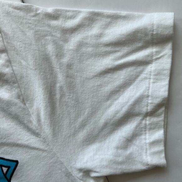 Vintage 80s The Beatles Twist and Shout Apple Band T Shirt Touch of Gold Single - Picture 7 of 10